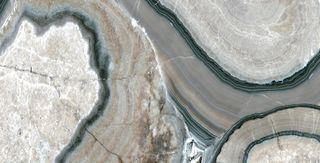 Colorker Invictus настенная плитка Amber 58.5*117.2