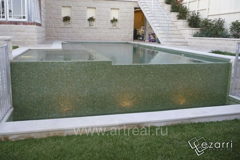 Green pearl Green pearl