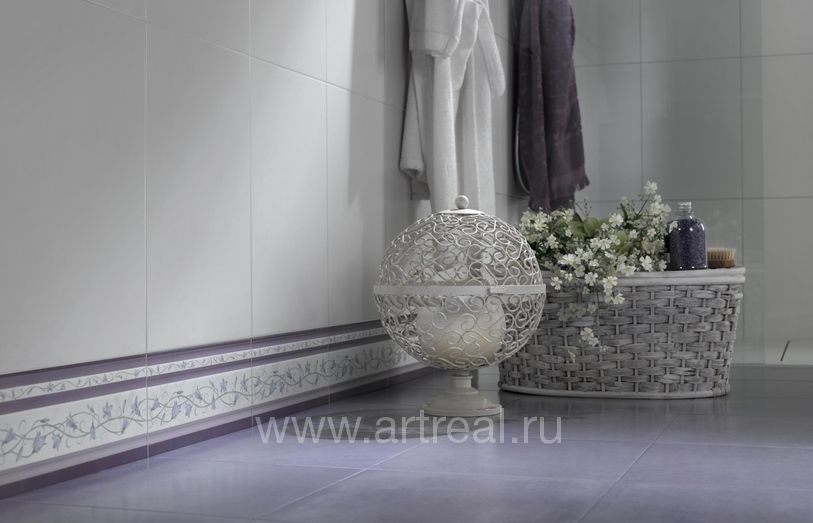 Керамическая плитка и декоративный цоколь из коллекции Peronda Provence