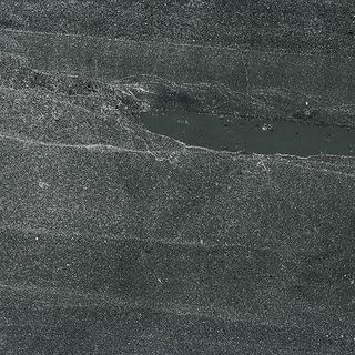 FMG STYLE Pietra Di Basalto Active керамогранит Nero Active Sq. 60*60*9