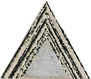 Petracer's Triangolo Lui Grigio