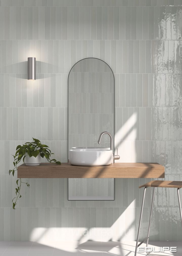 Керамическая плитка Equipe Isola в интерьере