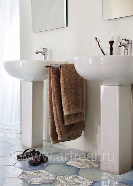 Керамогранит Verso 25 Lucia в ванной Керамогранит Verso 25 Lucia в ванной