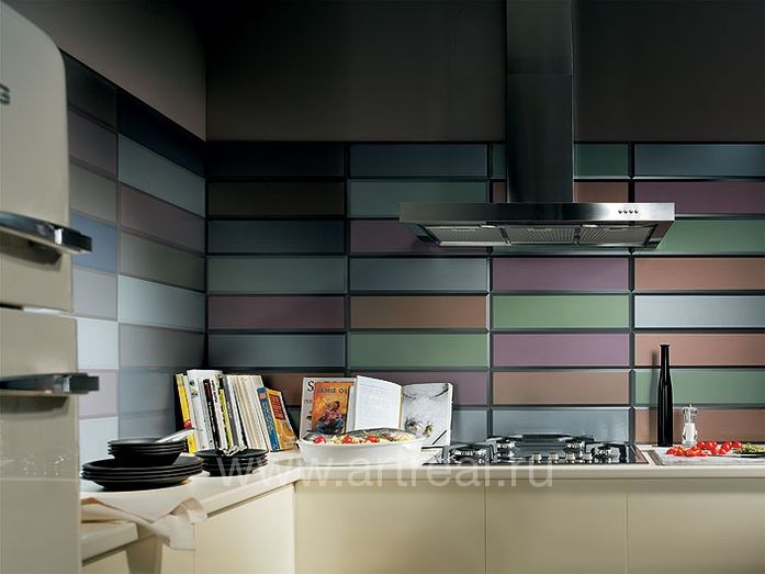 Интерьер керамической плитки Fap Futura в цвете Riflesso Caffe/Ghiaccio/Riflesso Olivia.