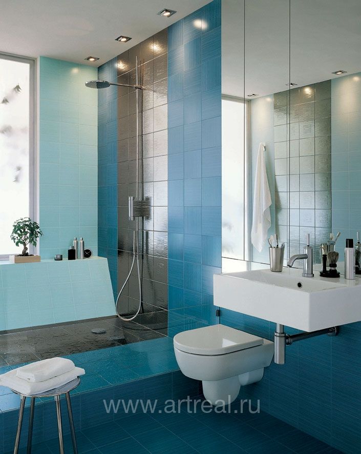 Ванная комната отделанная плиткой Fap Jolie цвета Blue.