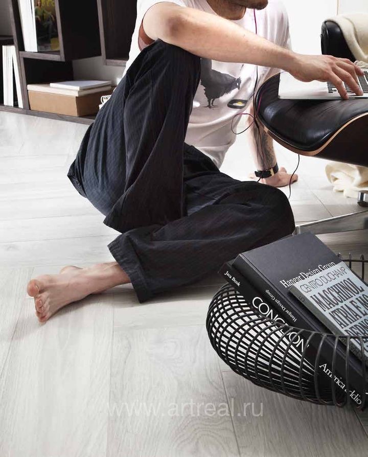 Пол в отделке керамогранитом  Novabell My Space